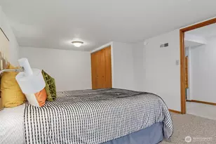 7716 S Mission Dr, Seattle, WA 98178 - Photo 31