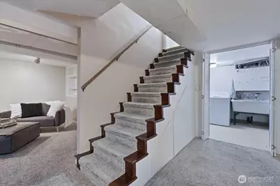 611 E 29th Street, Vancouver, WA 98663 - Photo 27