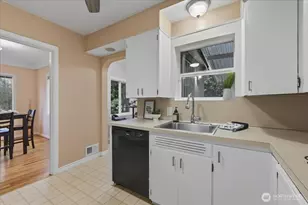 611 E 29th St, Vancouver, WA 98663 - Photo 13