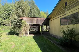 7409 Happy Hollow Rd, Stanwood, WA 98292 - Photo 19