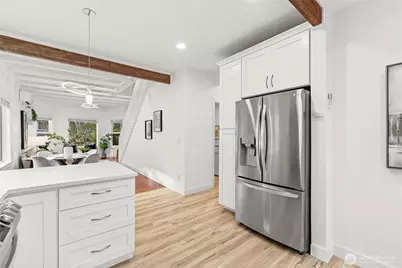 424 27th Avenue E, Seattle, WA 98112 - Photo 11