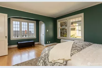 1812 10th Avenue E, Seattle, WA 98102 - Photo 33