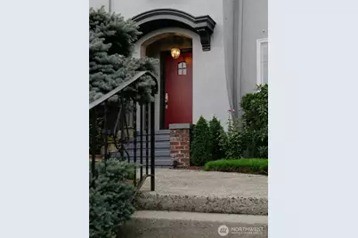 1812 10th Avenue E, Seattle, WA 98102 - Photo 7