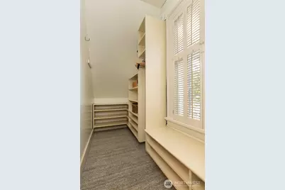 1812 10th Avenue E, Seattle, WA 98102 - Photo 31