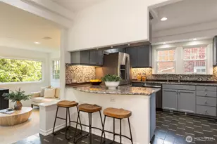 1812 10th Ave E, Seattle, WA 98102 - Photo 17