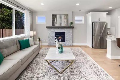 19365 139th Place SE, Renton, WA 98058 - Photo 9