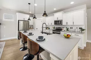 19365 139th Pl SE, Renton, WA 98058 - Photo 13