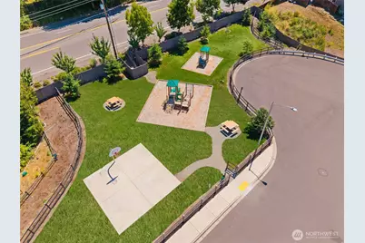 19365 139th Place SE, Renton, WA 98058 - Photo 37