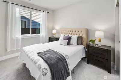 19365 139th Place SE, Renton, WA 98058 - Photo 17