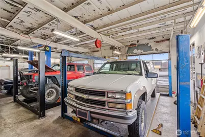 15608 Main Street E, Sumner, WA 98390 - Photo 15