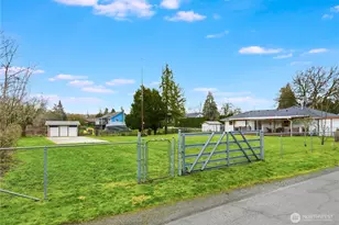 14203 80th St E, Puyallup, WA 98372 - Photo 31