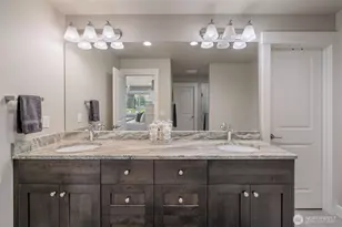 1804 Mulberry Ln, Wenatchee, WA 98801 - Photo 9