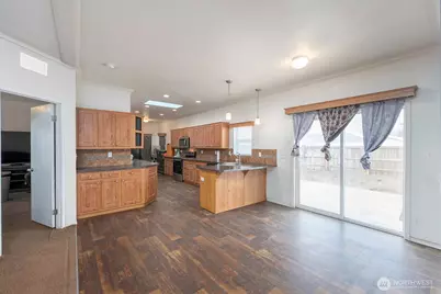 159 Ivy Street NE, Ephrata, WA 98823 - Photo 3