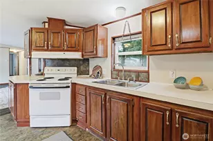 12109 Collins St SE, Tenino, WA 98589 - Photo 5