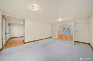 18504 8th Ave NE, Shoreline, WA 98155 - Photo 17