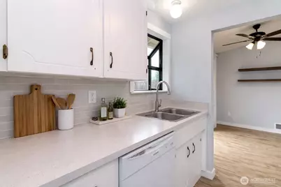 713 136th Street S, Tacoma, WA 98444 - Photo 11