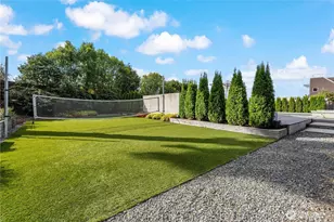 9135 NE 19th St, Clyde Hill, WA 98004 - Photo 37