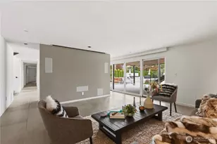 9135 NE 19th St, Clyde Hill, WA 98004 - Photo 25