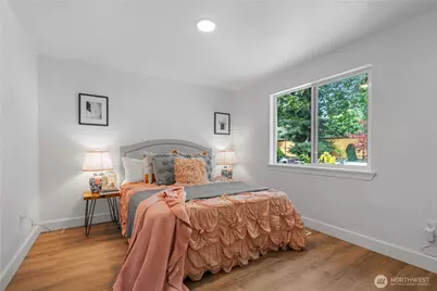 11527 113th Pl NE, Kirkland, WA 98033 - Photo 13