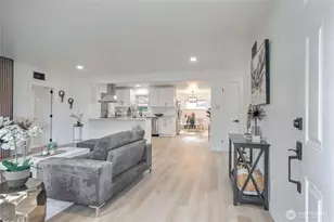 302 S 76th St, Tacoma, WA 98408 - Photo 3