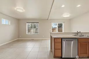 218 E Whitman Dr, College Place, WA 99324 - Photo 11