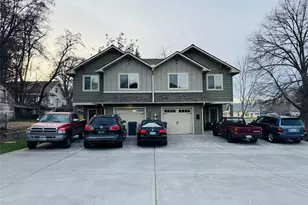 218 E Whitman Dr, College Place, WA 99324 - Photo 1