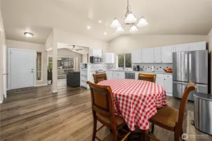 24501 234th Way SE, Maple Valley, WA 98038 - Photo 23