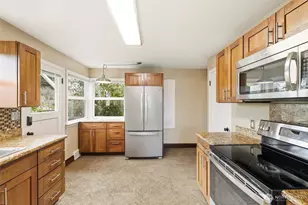 4822 N 8th St, Tacoma, WA 98406 - Photo 13