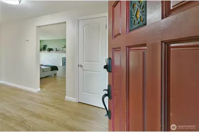 1122 13th Street SW, Puyallup, WA 98371 - Photo 3