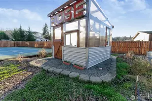 1122 13th St SW, Puyallup, WA 98371 - Photo 31