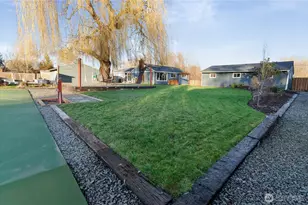 1122 13th St SW, Puyallup, WA 98371 - Photo 29