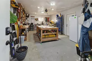 1122 13th St SW, Puyallup, WA 98371 - Photo 25