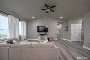 915 P St SW, Quincy, WA 98848 - Photo 31