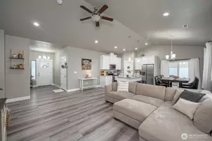 915 P St SW, Quincy, WA 98848 - Photo 21