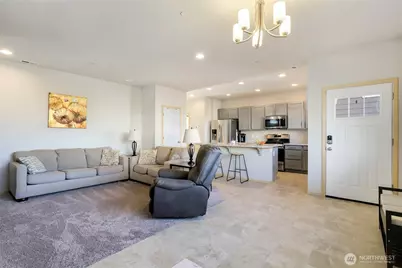 1025 Banyan Street, Bremerton, WA 98310 - Photo 3
