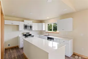 1248 Nimitz Dr, Coupeville, WA 98239 - Photo 9