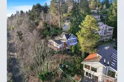 4273 NE 125th Street, Seattle, WA 98125 - Photo 1