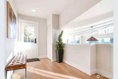 4273 NE 125th Street, Seattle, WA 98125 - Photo 5