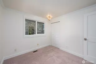 11619 NE 97th St, Kirkland, WA 98033 - Photo 17