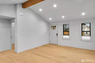 304 Daley St, Edmonds, WA 98020 - Photo 9