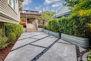 5718 Palatine Ave N, Seattle, WA 98103 - Photo 25