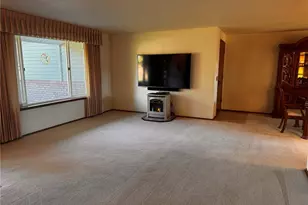 267 Scotland Dr, Camano Island, WA 98282 - Photo 3