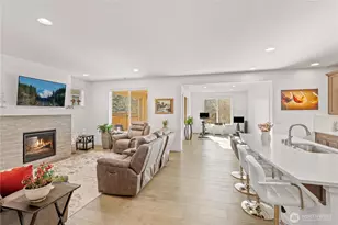 18934 146 St E, Bonney Lake, WA 98391 - Photo 3