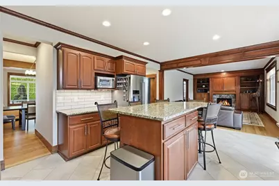 14702 Meridian Drive SE, Lynnwood, WA 98087 - Photo 11