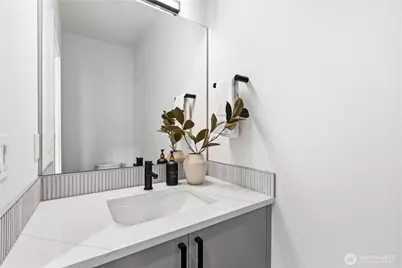 1706 B N 47th Street, Seattle, WA 98103 - Photo 19