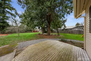 1420 E Maplewood Ave, Bellingham, WA 98225 - Photo 29