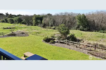 835 Ocean Shores Boulevard NW #206, Ocean Shores, WA 98569 - Photo 7