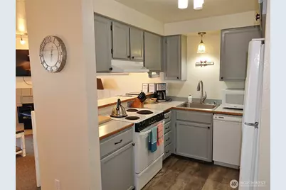 835 Ocean Shores Boulevard NW #206, Ocean Shores, WA 98569 - Photo 25