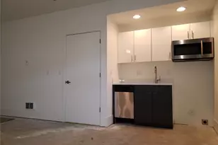 8706 S 42nd Ave, Seattle, WA 98118 - Photo 15