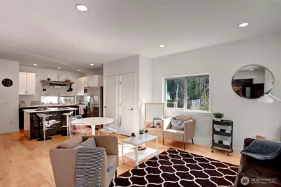 8706 S 42nd Avenue, Seattle, WA 98118 - Photo 3